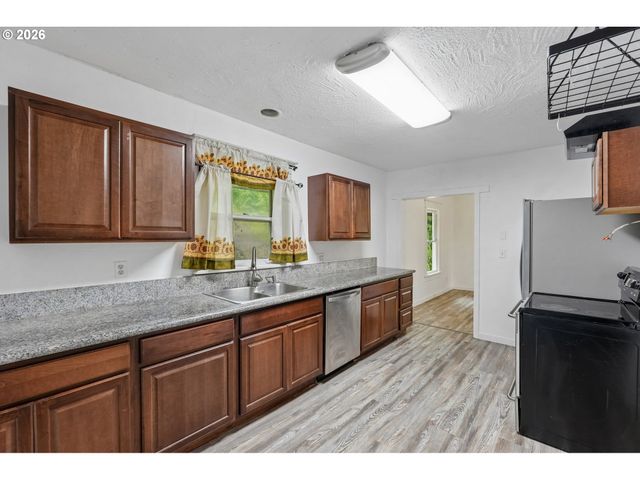 3804 Q St, Vancouver, WA 98663