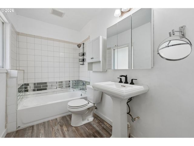 3804 Q St, Vancouver, WA 98663