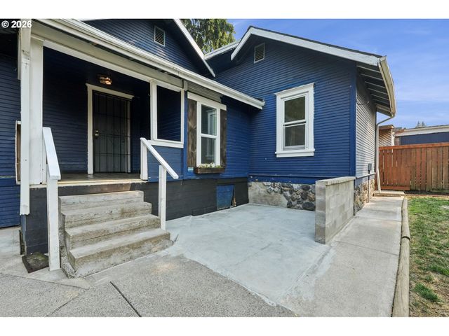 3804 Q St, Vancouver, WA 98663