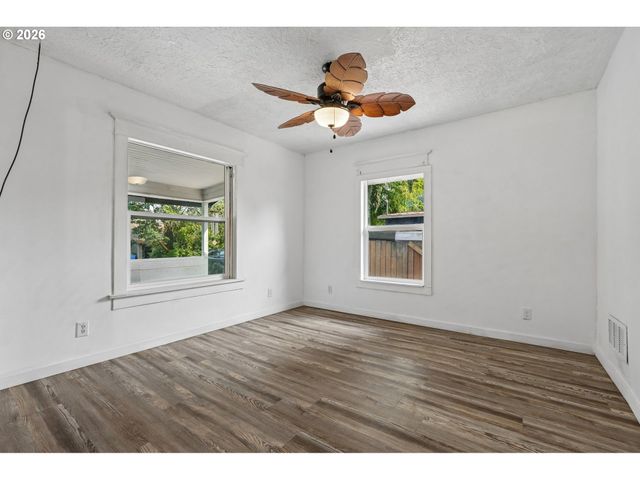 3804 Q St, Vancouver, WA 98663