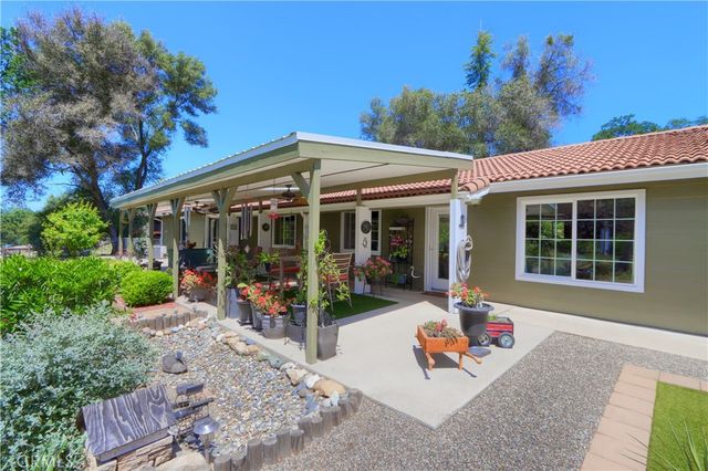 48910 Quail Drive, Oakhurst, CA 93644