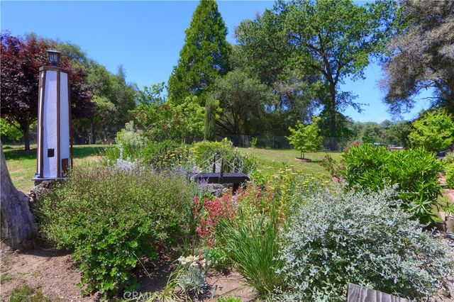 48910 Quail Drive, Oakhurst, CA 93644