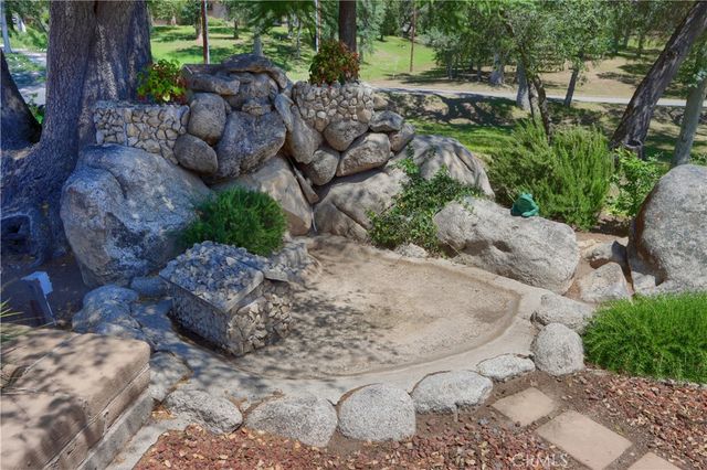 48910 Quail Drive, Oakhurst, CA 93644