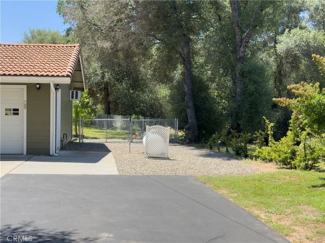 48910 Quail Drive, Oakhurst, CA 93644