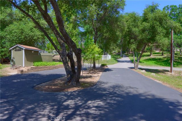 48910 Quail Drive, Oakhurst, CA 93644