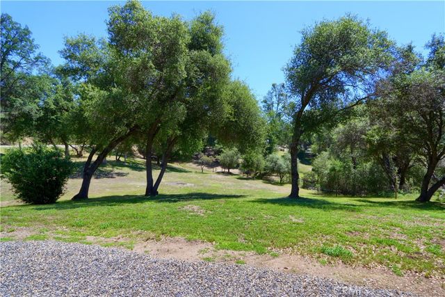 48910 Quail Drive, Oakhurst, CA 93644