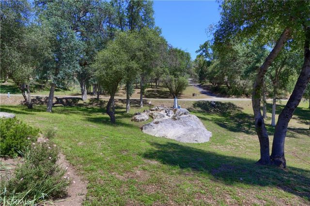 48910 Quail Drive, Oakhurst, CA 93644