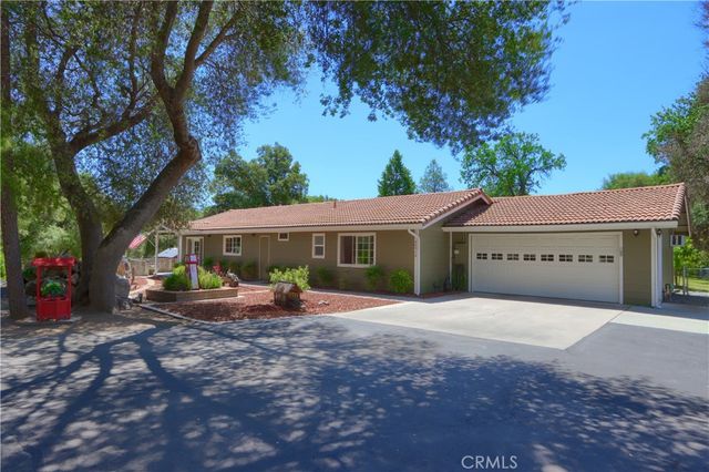 48910 Quail Drive, Oakhurst, CA 93644