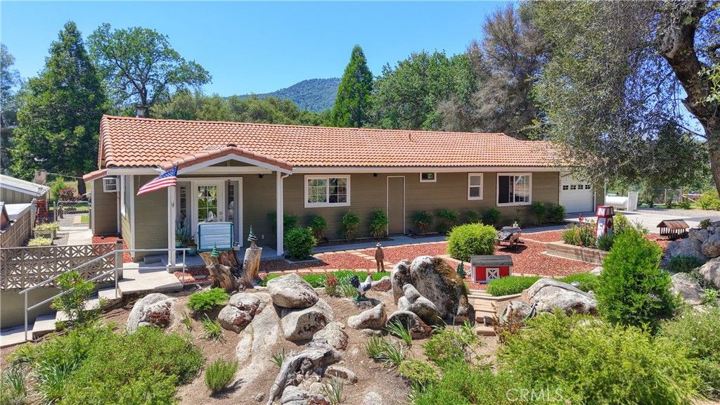 48910 Quail Drive, Oakhurst, CA 93644