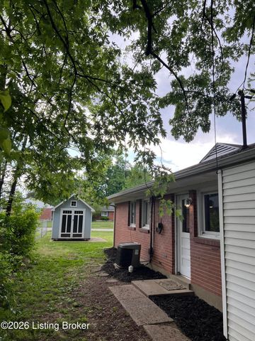 3014 Boaires Ln, Louisville, KY 40220