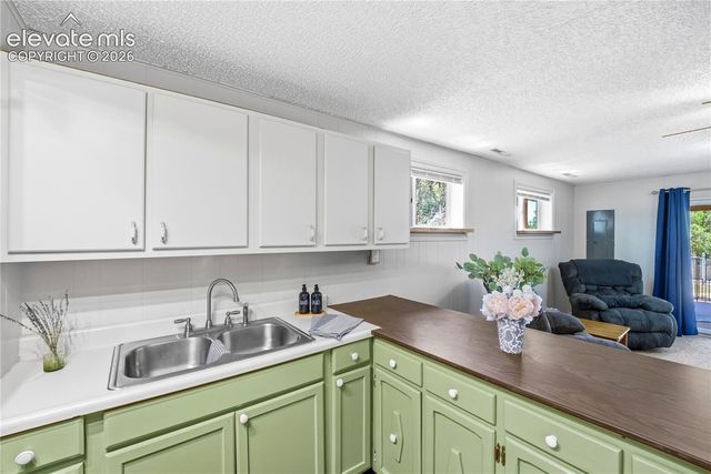 2411 Shalimar Drive, Colorado Springs, CO 80915