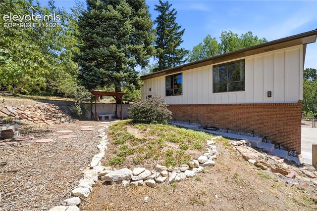 2411 Shalimar Drive, Colorado Springs, CO 80915