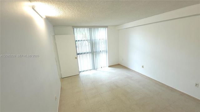 11800 SW 18th Street 205-4, Miami, FL 33175