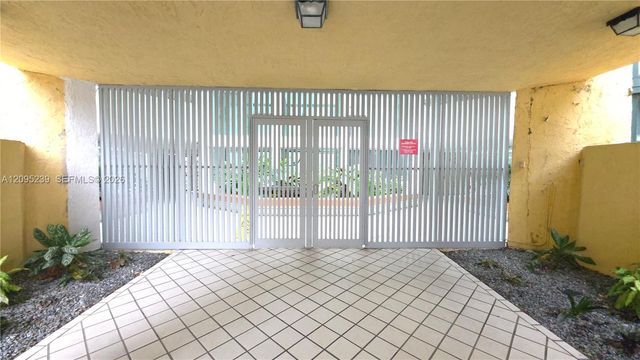 11800 SW 18th Street 205-4, Miami, FL 33175