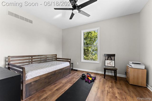 43126 Alcott Circle, Novi, MI 48377
