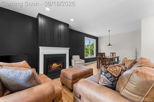 43126 Alcott Circle, Novi, MI 48377