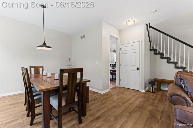 43126 Alcott Circle, Novi, MI 48377