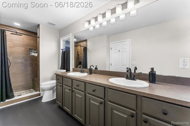 43126 Alcott Circle, Novi, MI 48377