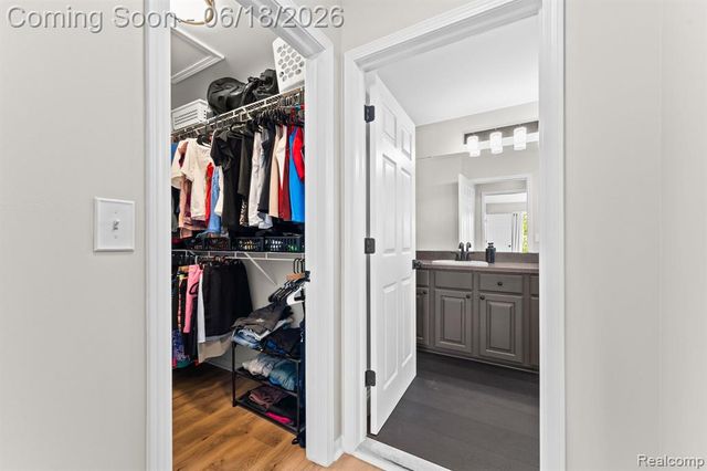 43126 Alcott Circle, Novi, MI 48377