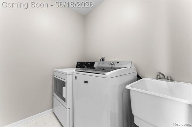43126 Alcott Circle, Novi, MI 48377