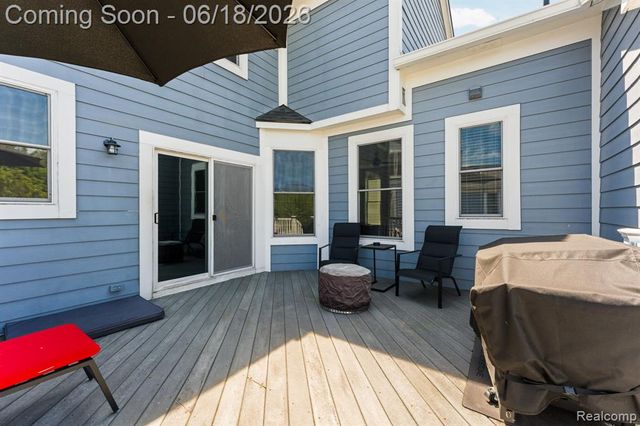 43126 Alcott Circle, Novi, MI 48377