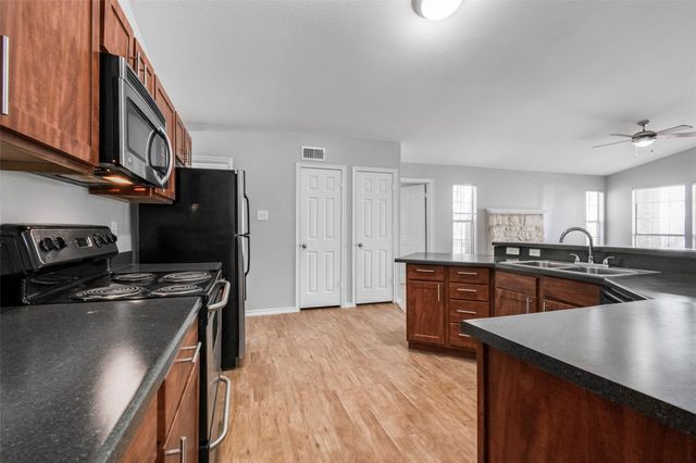 6804 N Capital Of Texas Highway 322, Austin, TX 78731