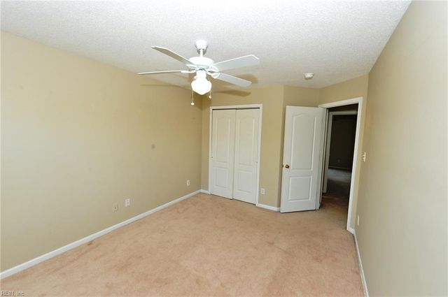517 Whisper WALK, Chesapeake, VA 23322