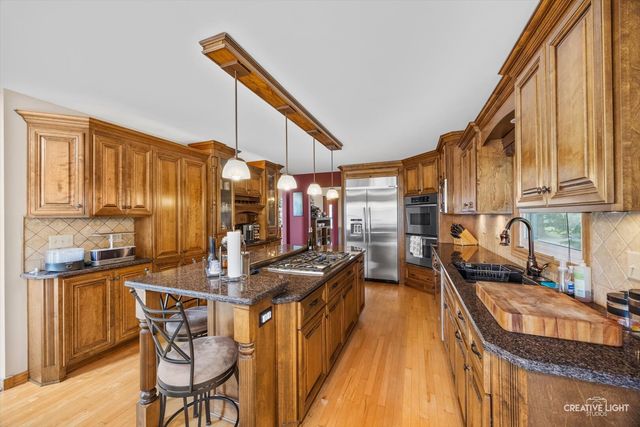 1608 Trails End Lane, Bolingbrook, IL 60490