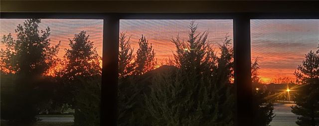 11576 S Waterford Drive, Olathe, KS 66061