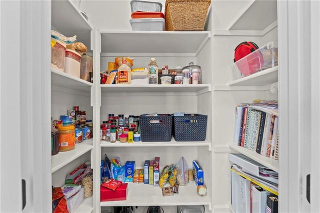 11576 S Waterford Drive, Olathe, KS 66061