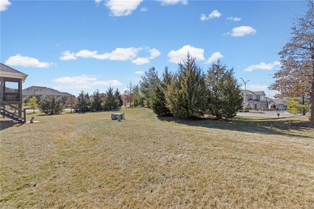 11576 S Waterford Drive, Olathe, KS 66061