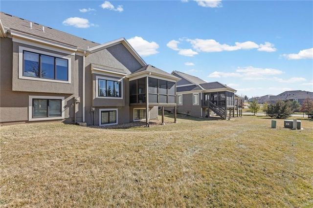 11576 S Waterford Drive, Olathe, KS 66061
