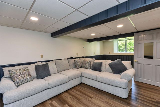 182 McCoy Road, Sharon, NH 03458