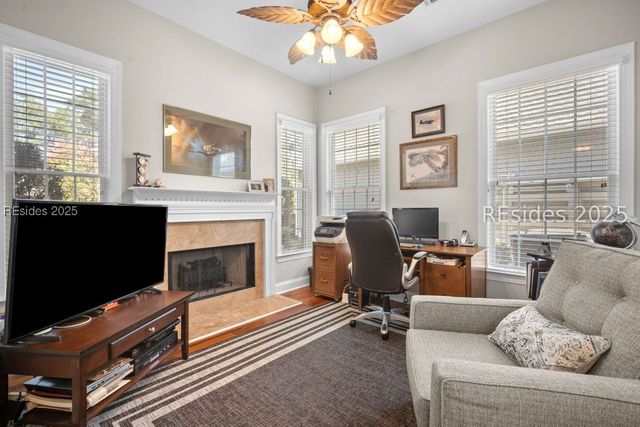 377 Dogwood Ln, Hardeeville, SC 29927