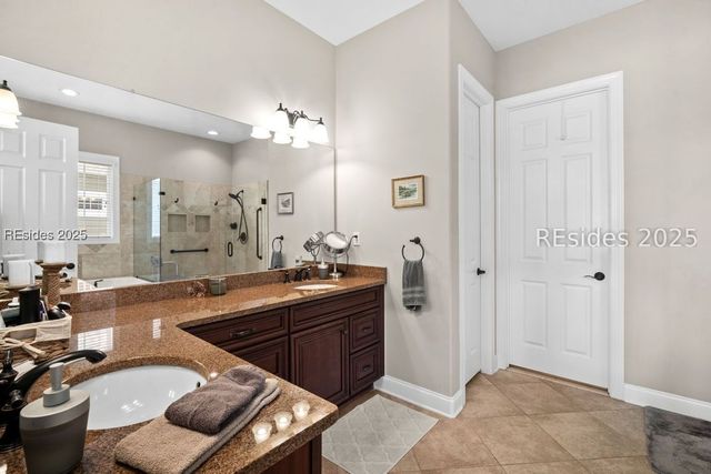 377 Dogwood Ln, Hardeeville, SC 29927