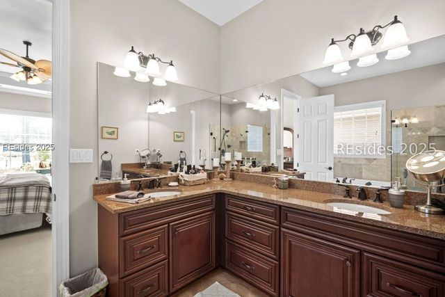 377 Dogwood Ln, Hardeeville, SC 29927