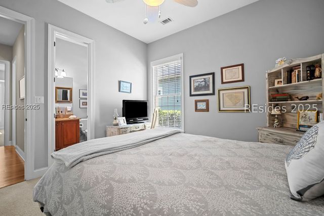 377 Dogwood Ln, Hardeeville, SC 29927