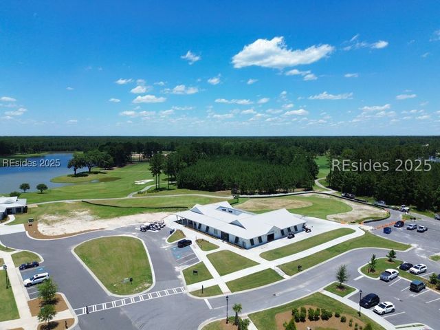 377 Dogwood Ln, Hardeeville, SC 29927