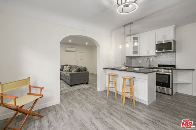 1145 Poinsettia Drive, Los Angeles, CA 90046