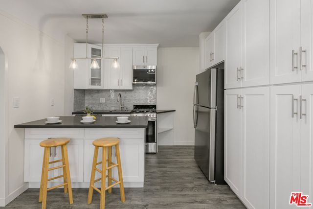1145 Poinsettia Drive, Los Angeles, CA 90046