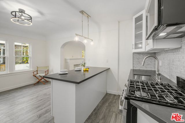 1145 Poinsettia Drive, Los Angeles, CA 90046