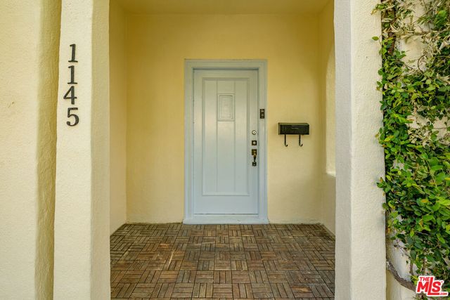 1145 Poinsettia Drive, Los Angeles, CA 90046