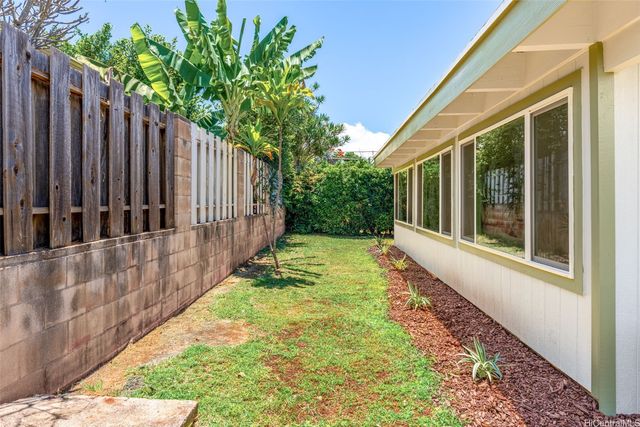 94-228 Kiaha Loop, Mililani, HI 96789