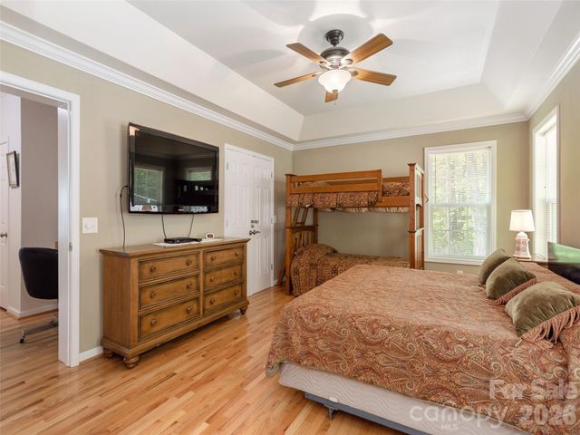 166 Virginia Brock Road, Lake Toxaway, NC 28747