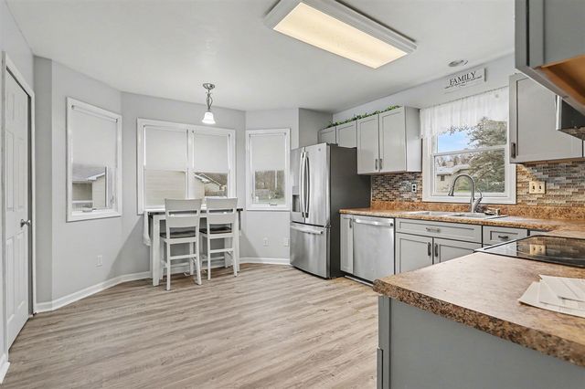 10881 Hoffman Road, Three Rivers, MI 49093