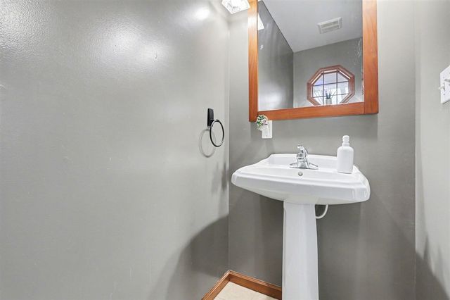 10881 Hoffman Road, Three Rivers, MI 49093