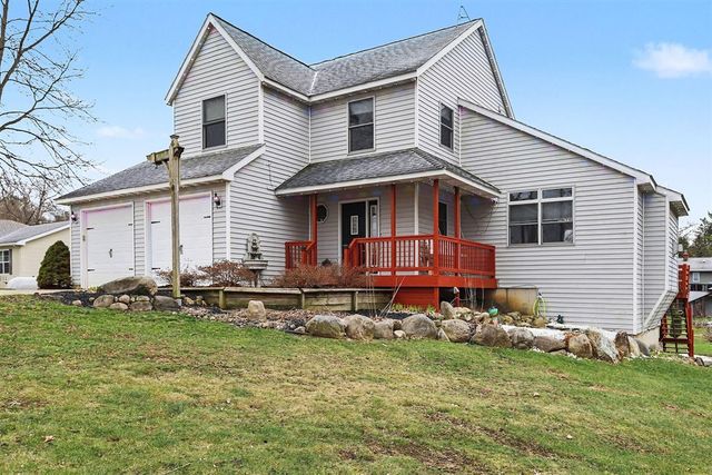 10881 Hoffman Road, Three Rivers, MI 49093