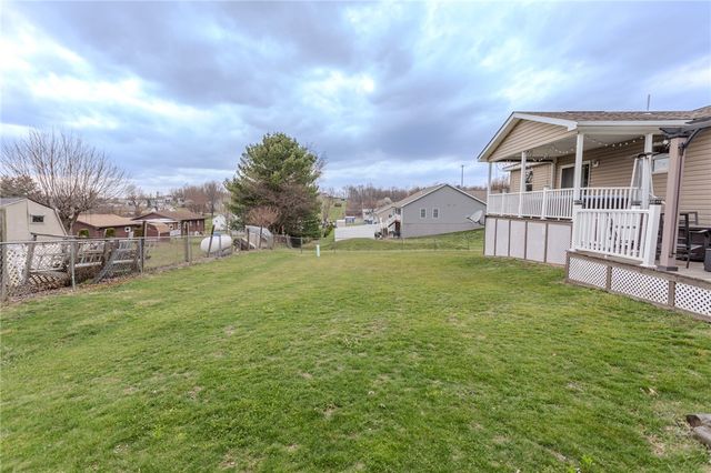 112 Colonial Ln, North Union Twp, PA 15401