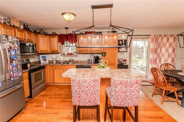 112 Colonial Ln, North Union Twp, PA 15401