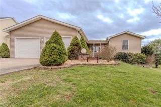 112 Colonial Ln, North Union Twp, PA 15401